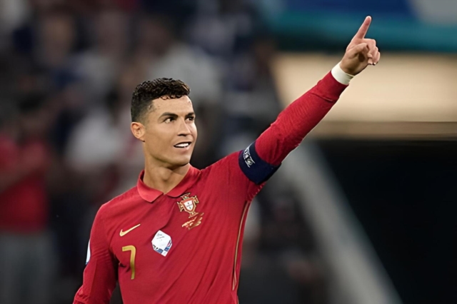Cover of Cristiano Ronaldo (CR7)